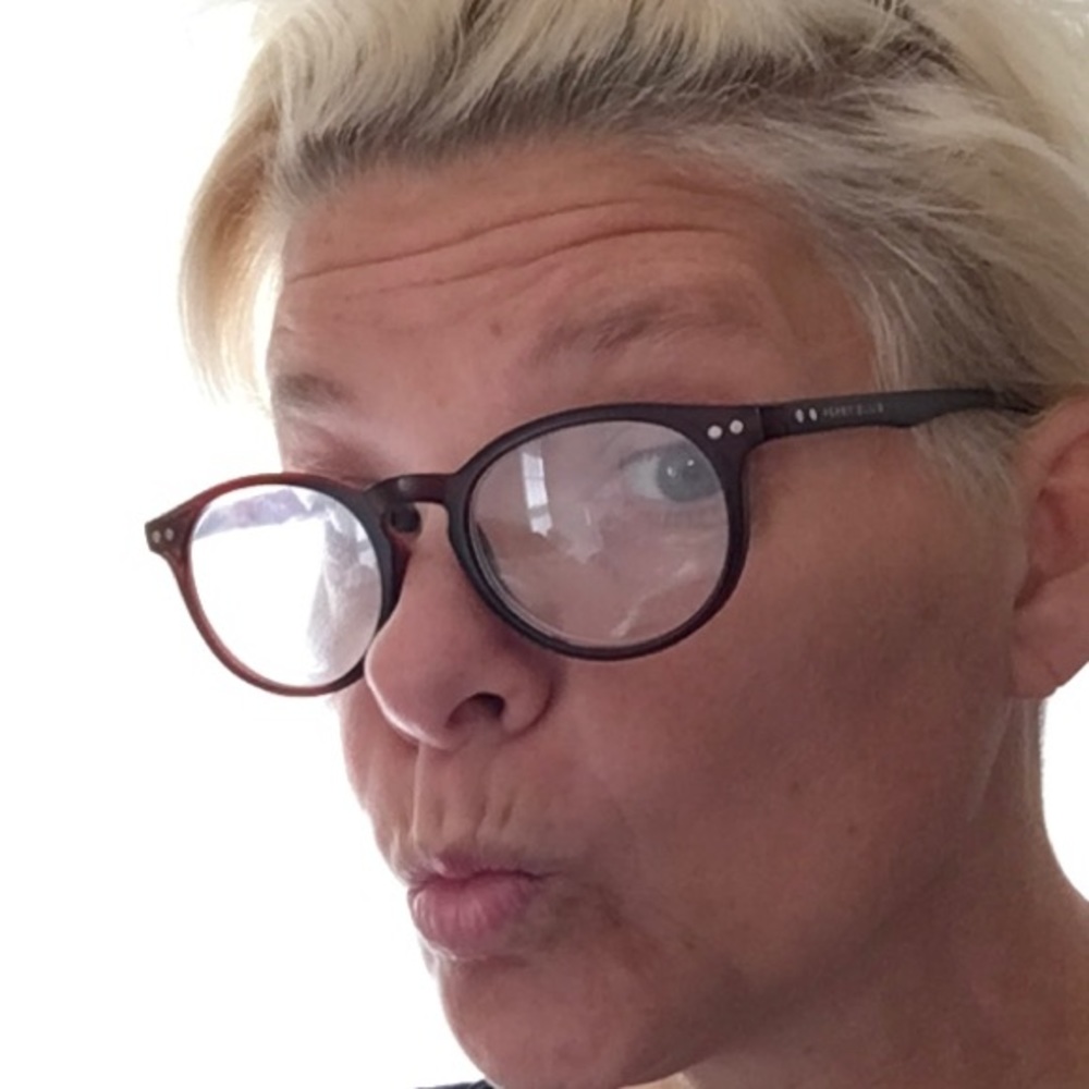 Meet your Posher, Christina